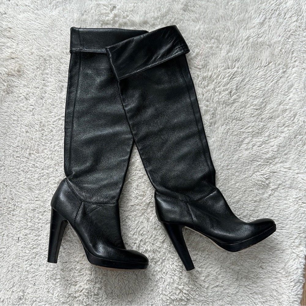 STEVE MADDEN Identity Black Tall Pebble Leather Heeled Boots - Size 8